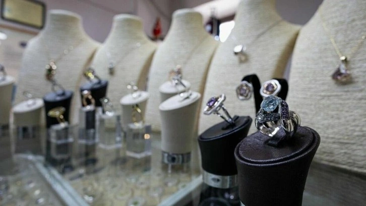 127 senelik mücevher firması resmen kapanıyor! İflas bile etmeden...