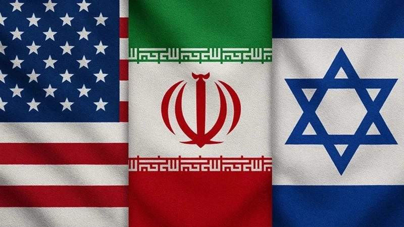 Orta Doğu Yangını: İran ve ABD-İsrail Karşı Karşıya