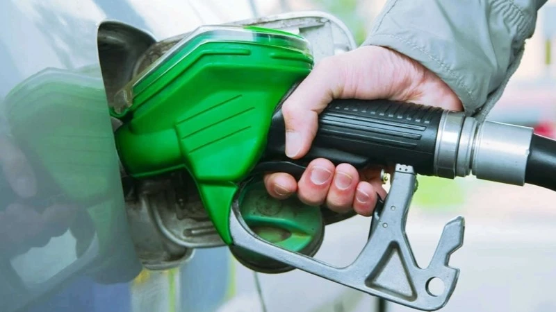 Zam Beklentisi Son Buldu: Motorin Fiyatlarında Şok İptal