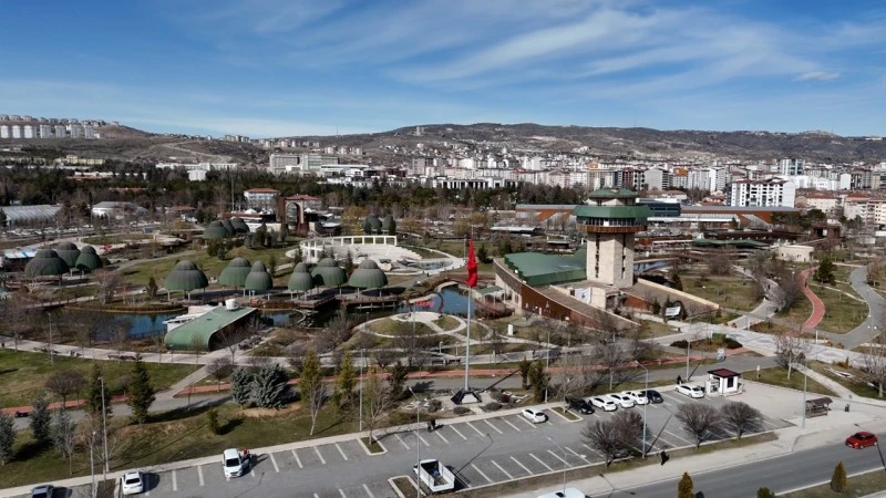 Elazığ’da Şehitler Anıtı Vefayla Yeniden Ayağa Kaldırıldı