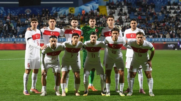 2 golle kazanan Milli Takım liderliğini sürdürdü