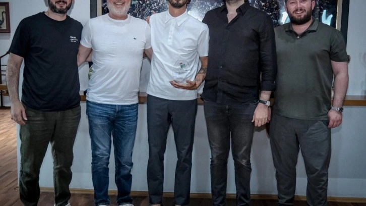 2. Lig'e çıkan Süper Lig efsanesi 37 yaşındaki emektarla yolları ayırdı