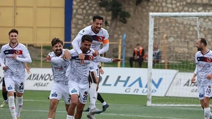 2. Lig'in yeni takımında 10 ayrılık birden!