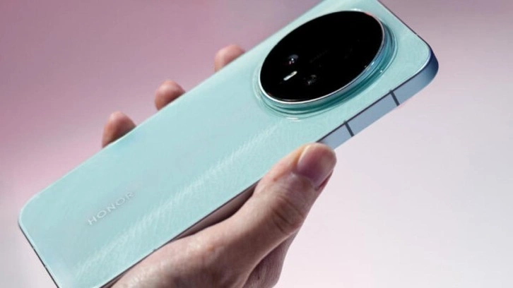 200 MP kameralı telefon Türkiye'ye geliyor! Fiyatı şoke etti