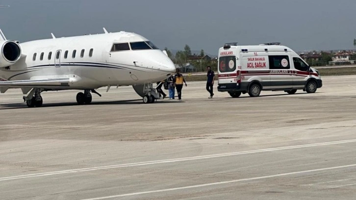 26 günlük bebek ambulans uçakla Van'dan İstanbul'a nakledildi