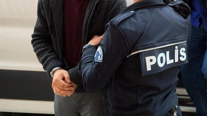 27 yıl hapis cezasıyla aranıyordu: Baca deliğinden operasyonla yakalandı!