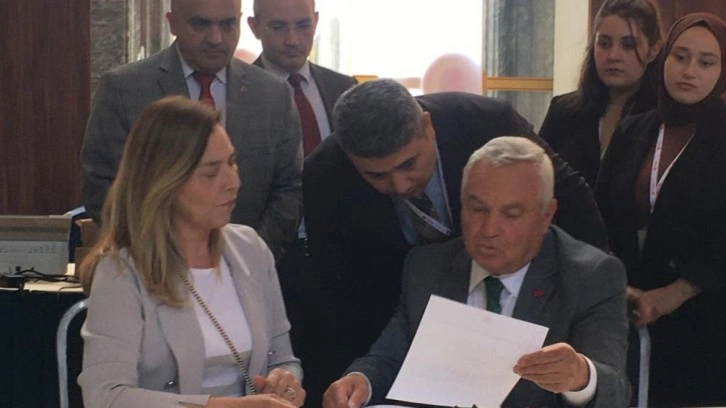 28. D&ouml;nem i&ccedil;in kaydını ilk yaptıran vekil oldu