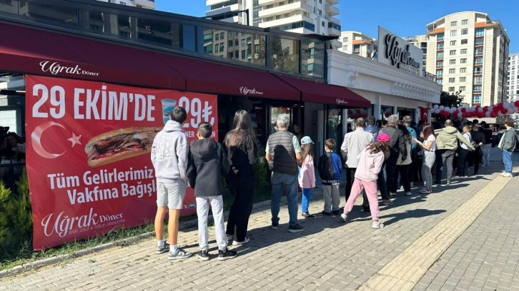29 Ekim'de tavuk döner ve ayranı 29 liradan sattılar