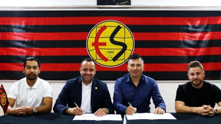 3. Lig'de mücadele edecek efsane takımın yeni teknik direktörü belli oldu