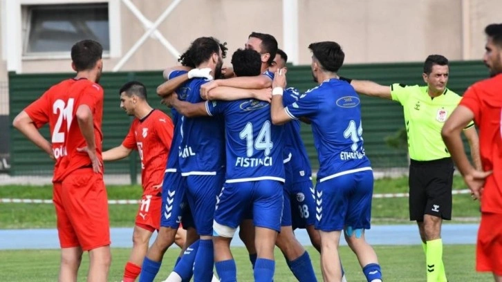 3. Lig ekibi kart görmede rakip tanımıyor: 74 sarı kart, 6 kırmızı kart