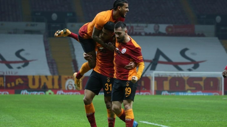 4 yıl Galatasaray'da oynadı, 1. Lig'de tutunamadı: 33 yaşında boşta kaldı