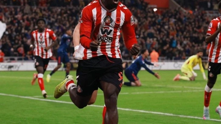 42 gündür gol yemeyen Premier Lig devi 90+4'te yıkıldı