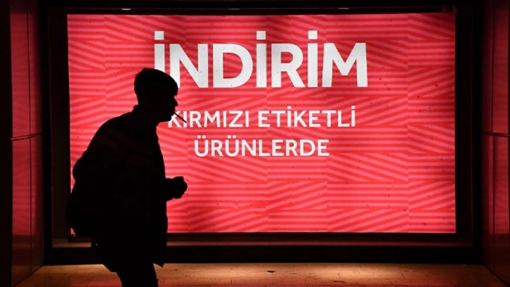 4500 TL'lik mont 313 TL oldu: Bu fiyata çorap zor alınır