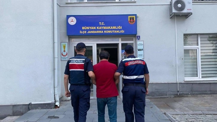 6 buçuk yıl cezası olan firari FETÖ hükümlüsü yakalandı