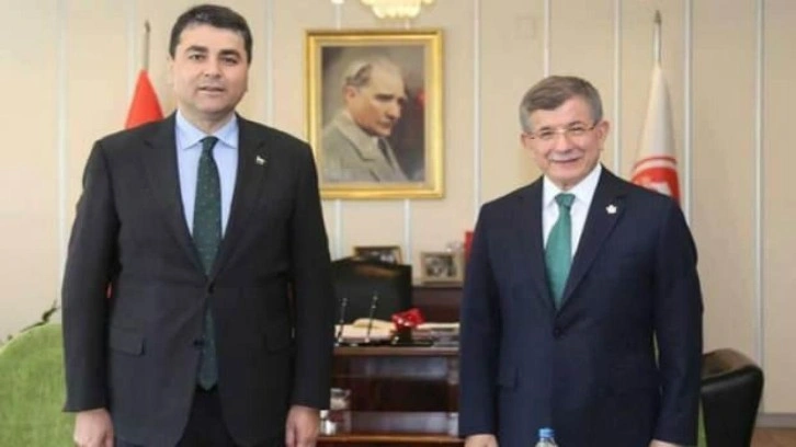 6'lı masa &ouml;ncesi Davutoğlu ve Uysal g&ouml;r&uuml;şt&uuml;