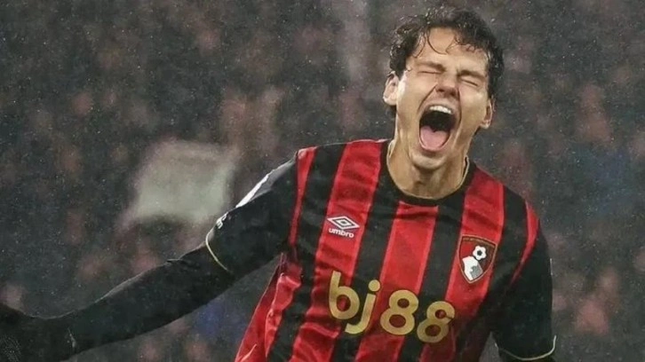 9.5 ay sonra çıktığı ilk maçta '45 saniyede' gol atmıştı! Enes Ünal İngiltere'yi sall