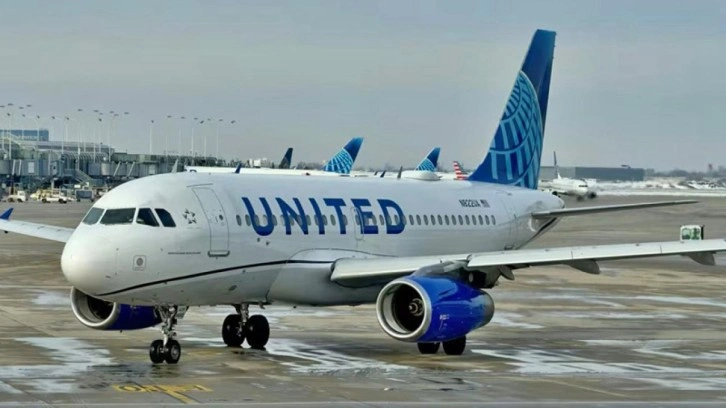 ABD'de 2 yolcu uçağı çarpıştı! Yönetim Trump hükümetini bahane gösterdi