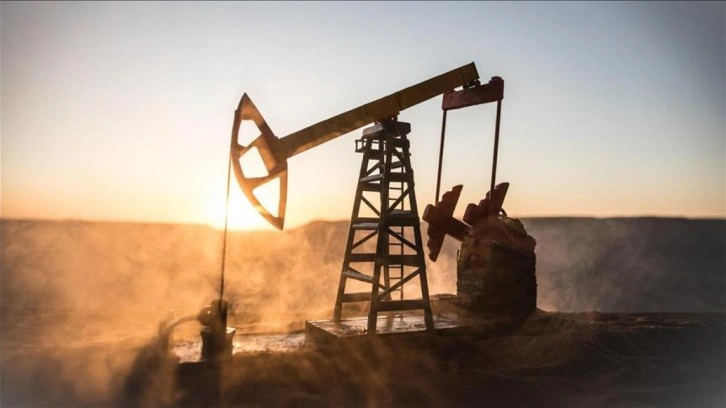 ABD'nin ticari ham petrol stokları 2,4 milyon varil arttı