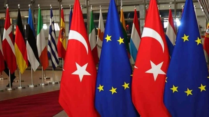AB'den T&uuml;rkiye ve vize serbestisi a&ccedil;ıklaması