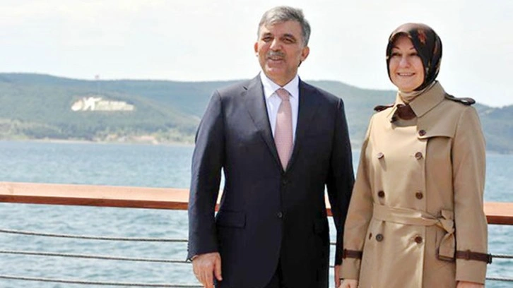 Abdullah G&uuml;l Ramazan Bayramı tatili i&ccedil;in Paris'e gitti iddiası