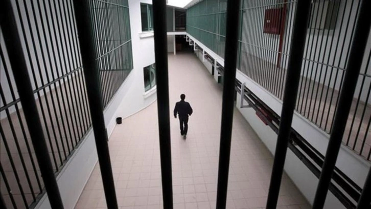 Açık görüşte dehşet! 4 yaşındaki kızını duvara fırlattı! Yoğun bakımda!