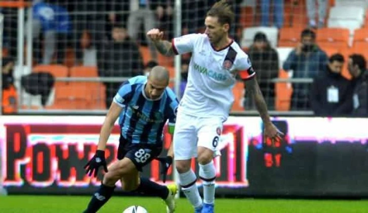 Adana Demirspor'dan Karag&uuml;mr&uuml;k'e farklı tarife