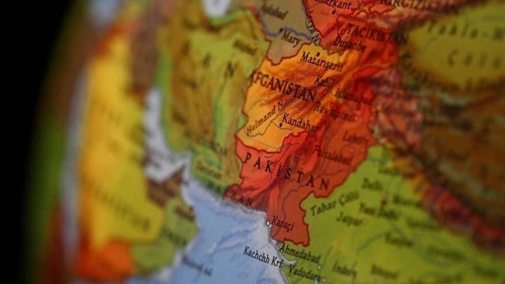 Afganistan'da 5,3 b&uuml;y&uuml;kl&uuml;ğ&uuml;nde deprem