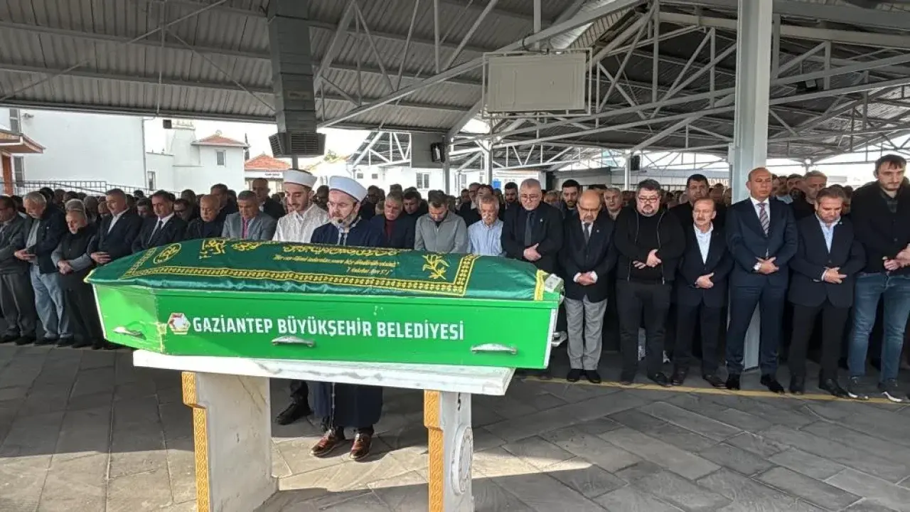 Gazeteci Kenan Yücel son yolculuğuna uğurlandı