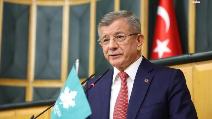 Ahmet Davutoğlu'na peş peşe kötü haberler! İstfia edeceklerini duyurdu...