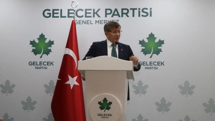 Ahmet Davutoğlu sessizliğini bozdu... Dikkat &ccedil;eken a&ccedil;ıklama