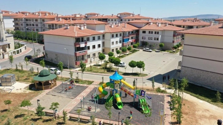 Aile yılı bitmeden Büyükşehir'den sürpriz adım: Kurasız ev verilecek! Tek şart var