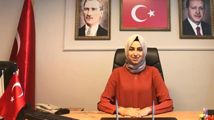 AK Parti İBB Meclis &Uuml;yesi Amine Kaba, nedenlerini tek tek sıralayıp partisinden istifa etti