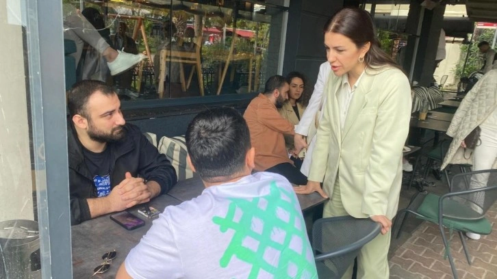 AK Parti İstanbul Milletvekili Ayan, Yeşilk&ouml;y&rsquo;de Erdoğan&rsquo;a destek istedi