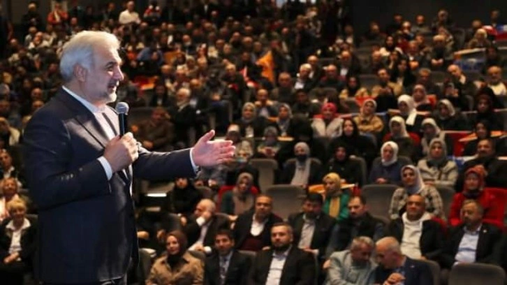 AK Parti İstanbul'dan "T&uuml;rkiye Y&uuml;zyılı Vizyonu" eğitimi