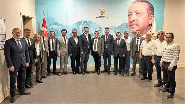 AK Parti'de istifa eden 8 il&ccedil;e başkanının yerine atamalar yapıldı
