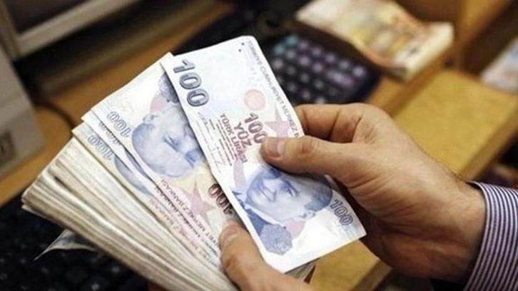 AK Parti'den asgari &uuml;cret a&ccedil;ıklaması! Enflasyona ezdirmeyiz