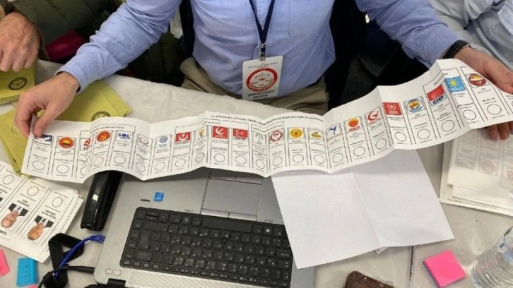AK Parti'den işaretli oy pusulası a&ccedil;ıklaması