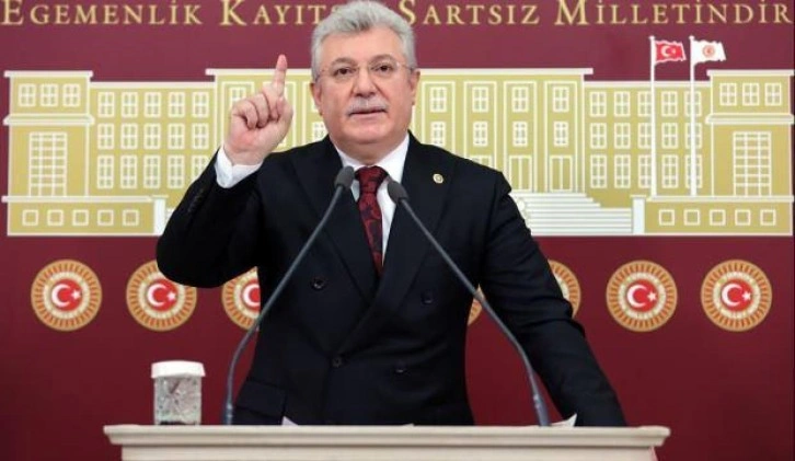 AK Parti'li Akbaşoğlu'ndan 6'lı partiye tepki: Metnin altı boş &ccedil;ıktı