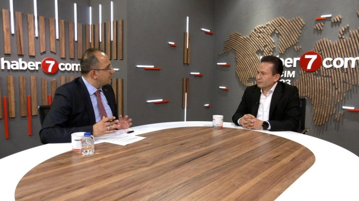 AK Partili başkan Erdoğan&rsquo;ın &ccedil;arpıcı &ouml;zelliğini a&ccedil;ıkladı: 24 saat a&ccedil;ık tutmak zorundasınız