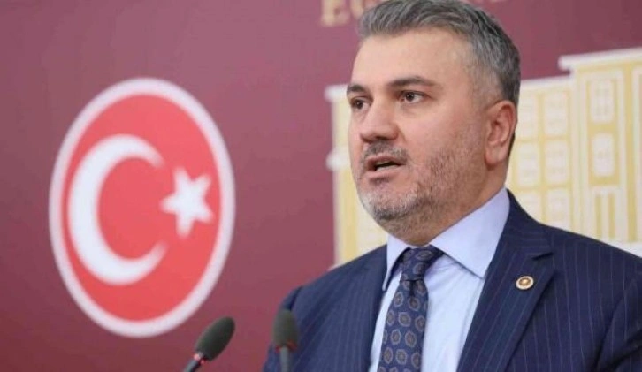 AK Parti'li Canbey'den Avrupa'ya m&uuml;lteci tepkisi: İki y&uuml;zl&uuml;l&uuml;ğ&uuml;n bir başka &ouml;rneği
