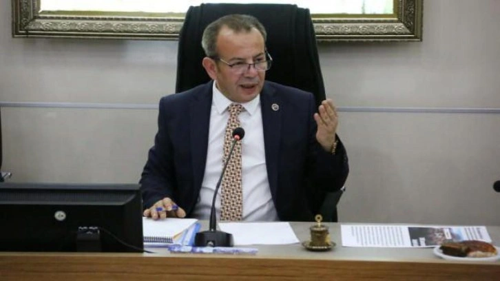 AK Partili &Ccedil;ınar'a &ccedil;irkin s&ouml;zler sarf eden Tanju &Ouml;zcan beraat etti