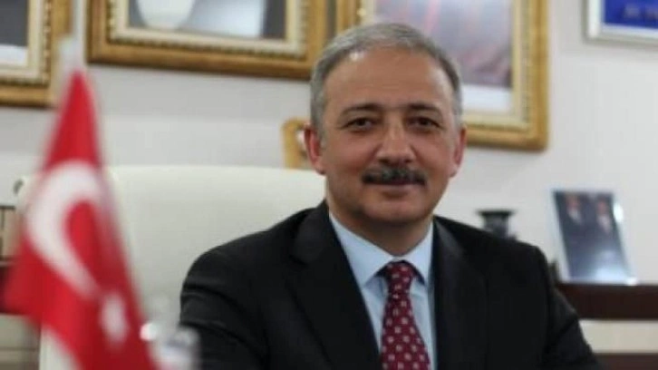 AK Partili il Başkanı milletvekilliği aday adaylığı i&ccedil;in istifa etti
