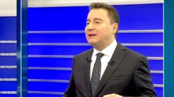 Ali Babacan'dan İstiklal a&ccedil;ıklaması: Yolumuza devam etmeliyiz