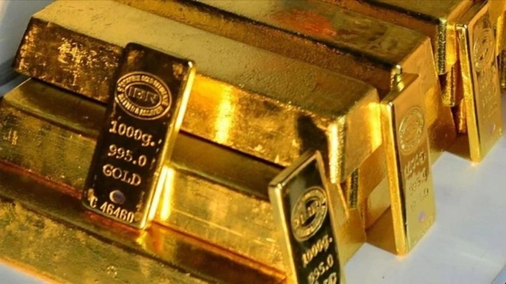 Altın fiyatları doların güçlenmesiyle iki haftanın zirvesinden geri çekildi