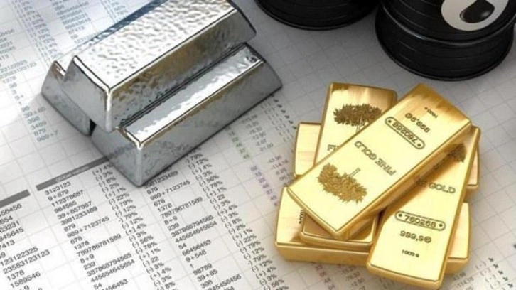 Altın ve gümüş uçuşa geçti! Rekoru gördü! Fiyatlar tarihi zirvelerde!