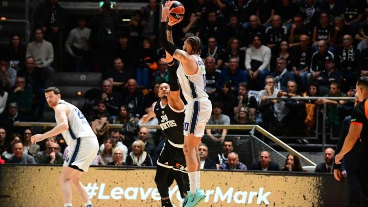 Anadolu Efes, 10 sayıyla yıkıldı