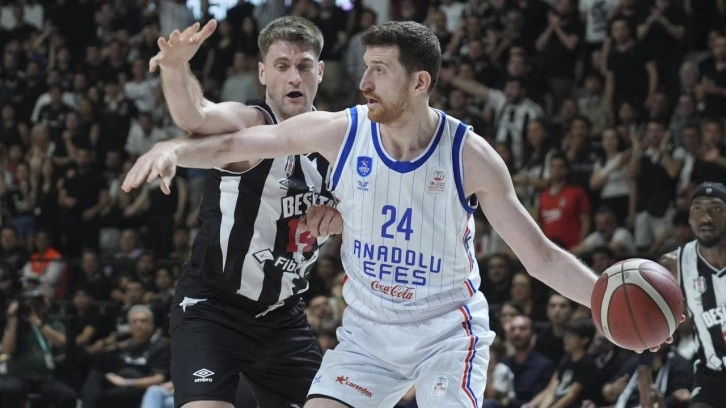 Anadolu Efes'ten Beşiktaş'a 3 sayılık darbe
