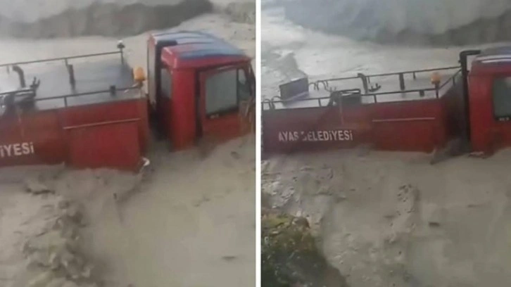 Ankara'da itfaiye aracı sele kapıldı