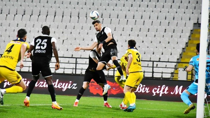 'Ankaragücü'ne hizmet etmek zorundayız' dedi, takım küme düşünce ayrıldı