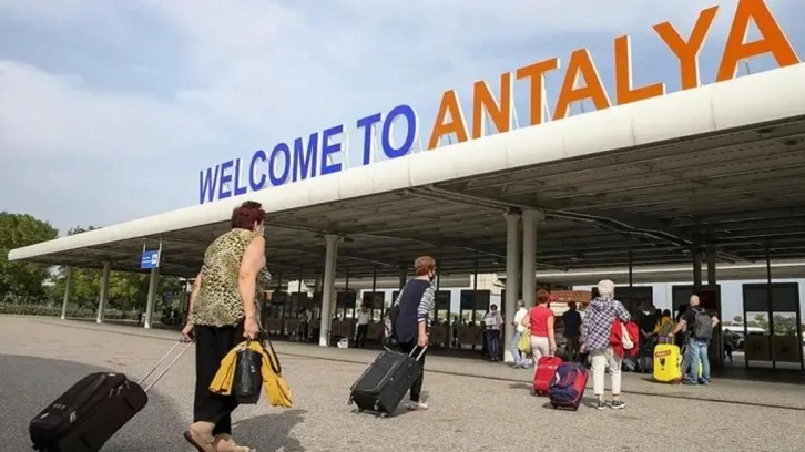 Antalya turizmi 3 milyonu geçti